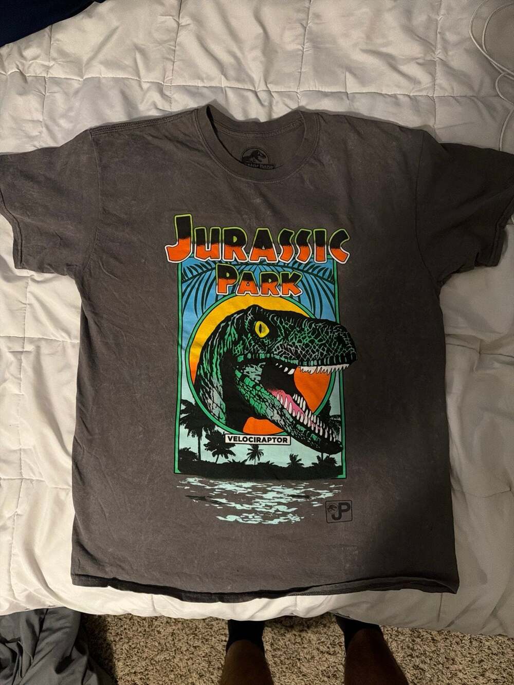 Jurassic Park Gray Velociraptor Shirt Size M